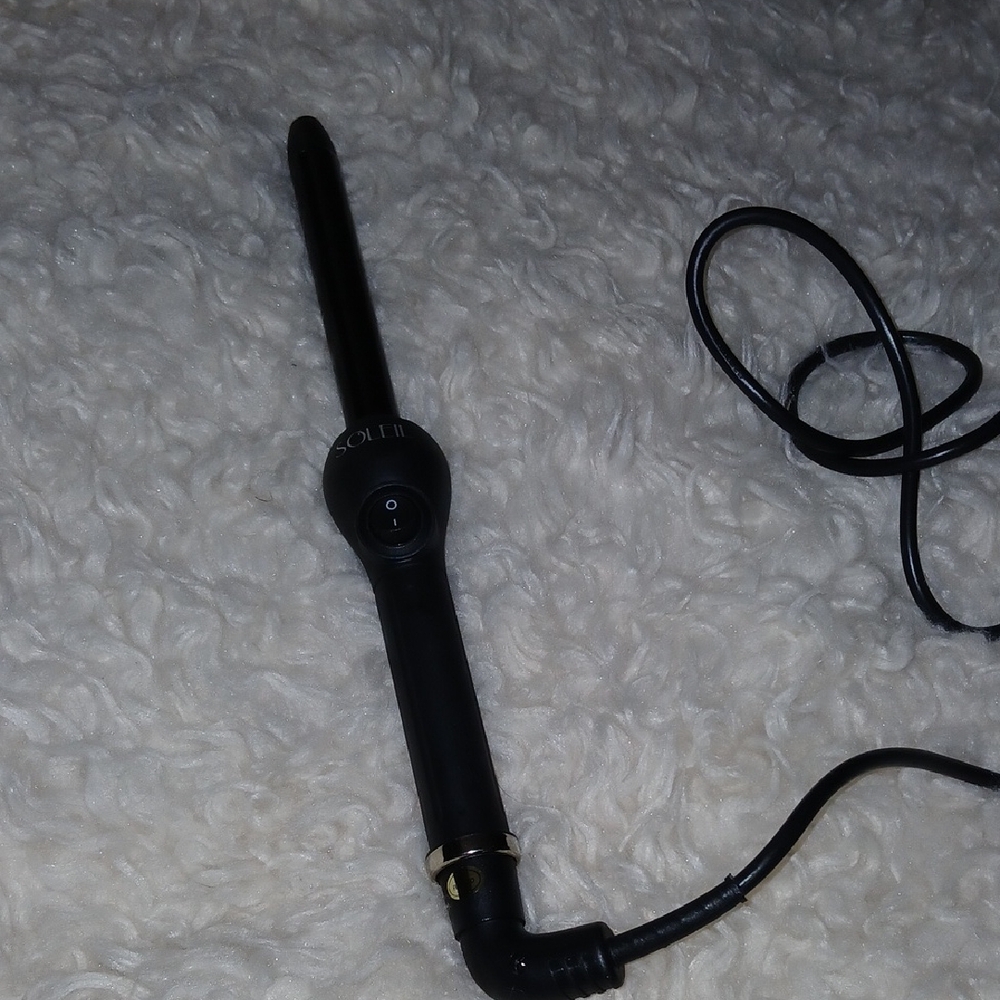 Black Curling Wand